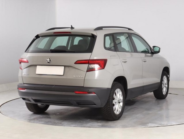 Škoda Karoq  1.0 TSI Ambition Plus