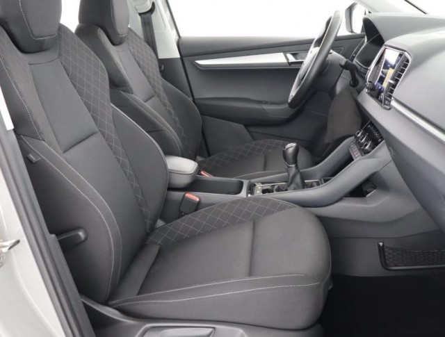 Škoda Karoq  1.0 TSI Ambition Plus