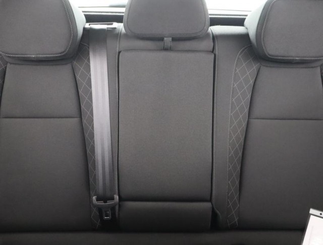 Škoda Karoq  1.0 TSI Ambition Plus