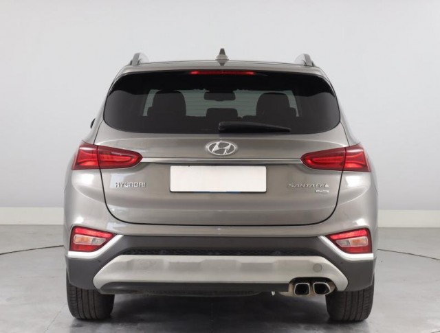 Hyundai Santa Fe  2.2 CRDi 