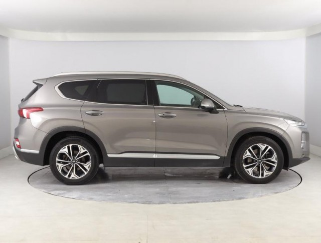 Hyundai Santa Fe  2.2 CRDi 