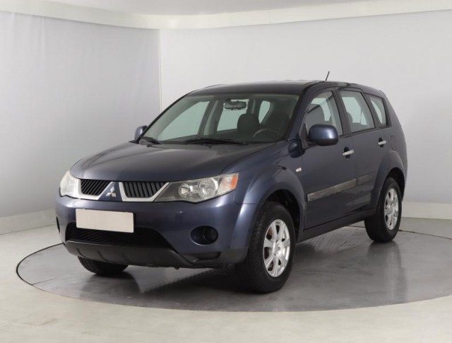 Mitsubishi Outlander  2.4 MIVEC 