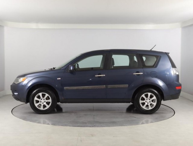 Mitsubishi Outlander  2.4 MIVEC 