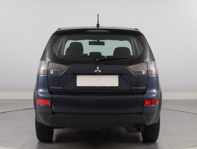 Mitsubishi Outlander  2.4 MIVEC 