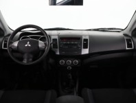 Mitsubishi Outlander  2.4 MIVEC 