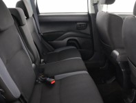 Mitsubishi Outlander  2.4 MIVEC 