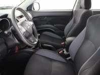 Mitsubishi Outlander  2.4 MIVEC 