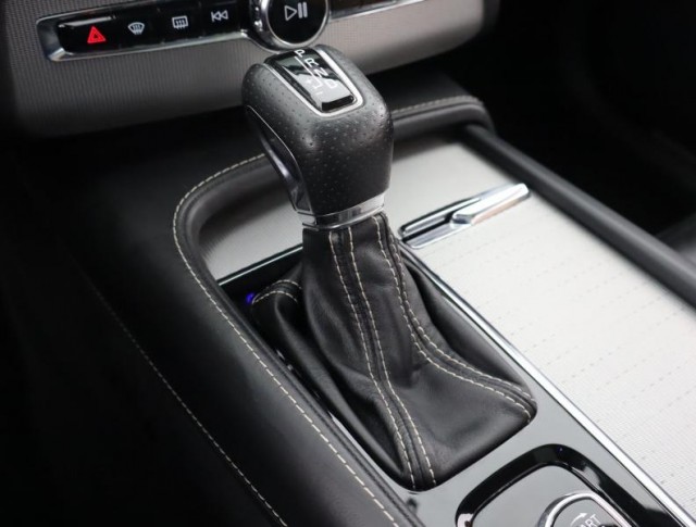 Volvo XC90  D5 AWD R-Design