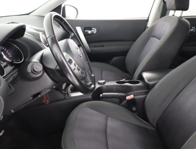 Nissan Qashqai  1.6 dCi N-Tec