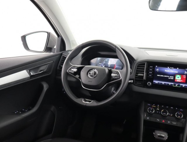 Škoda Karoq  1.5 TSI Fresh