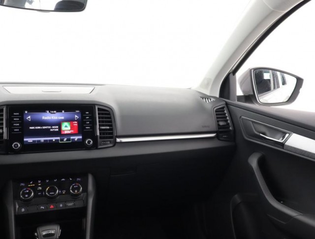 Škoda Karoq  1.5 TSI Fresh