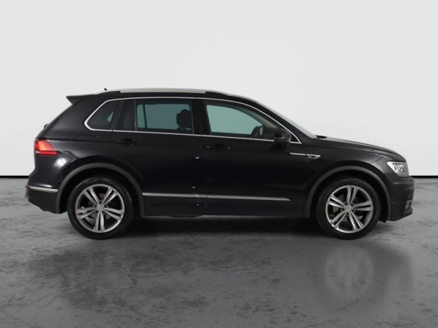 Volkswagen Tiguan  1.5 TSI R-Line