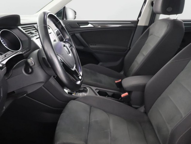 Volkswagen Tiguan  1.5 TSI R-Line