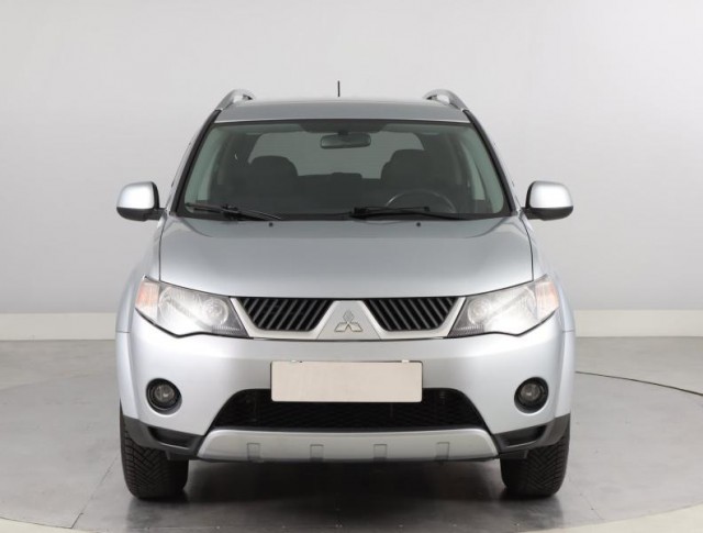 Mitsubishi Outlander  2.4 MIVEC 