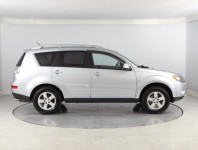 Mitsubishi Outlander  2.4 MIVEC 