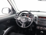 Mitsubishi Outlander  2.4 MIVEC 