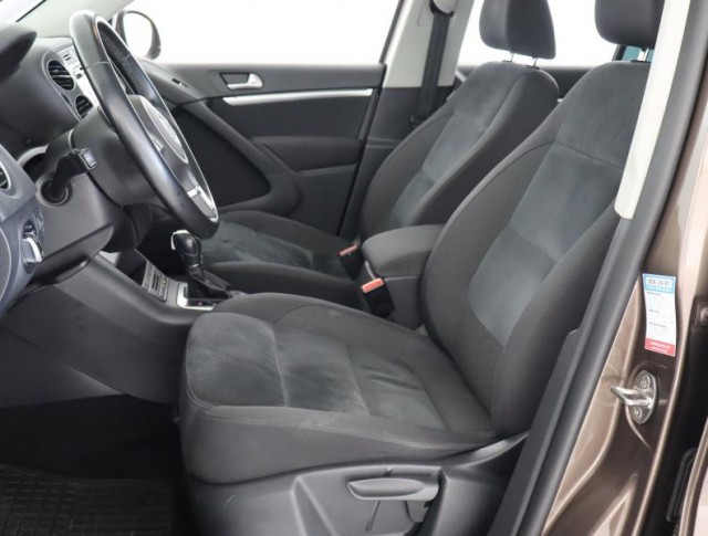 Volkswagen Tiguan  2.0 TDI Sport