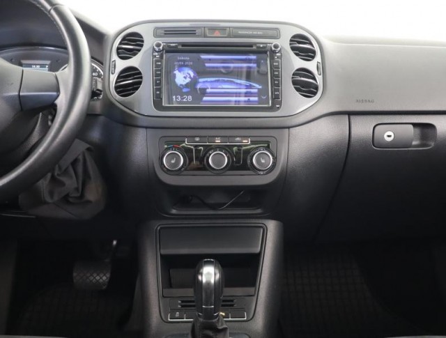 Volkswagen Tiguan  2.0 TDI Sport