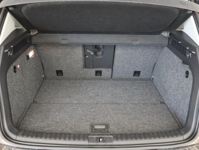 Volkswagen Tiguan  2.0 TDI Sport