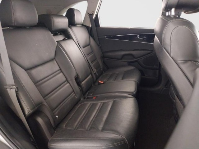 Kia Sorento  2.2 CRDi 