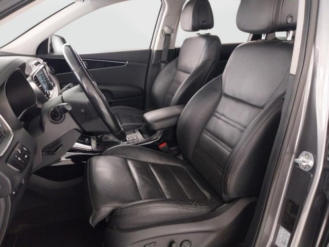 Kia Sorento  2.2 CRDi 