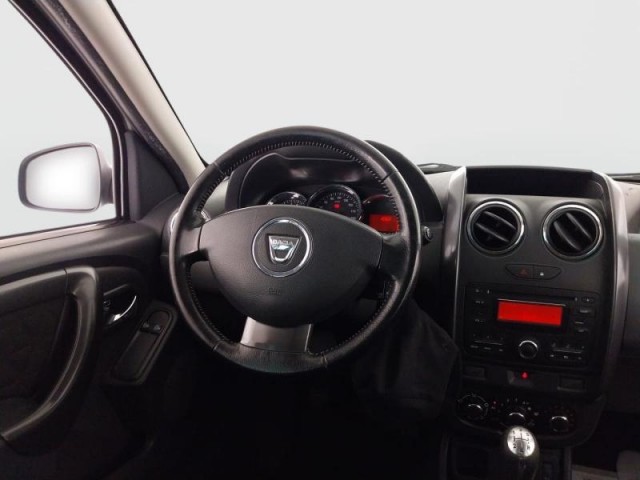 Dacia Duster  1.6 16V 