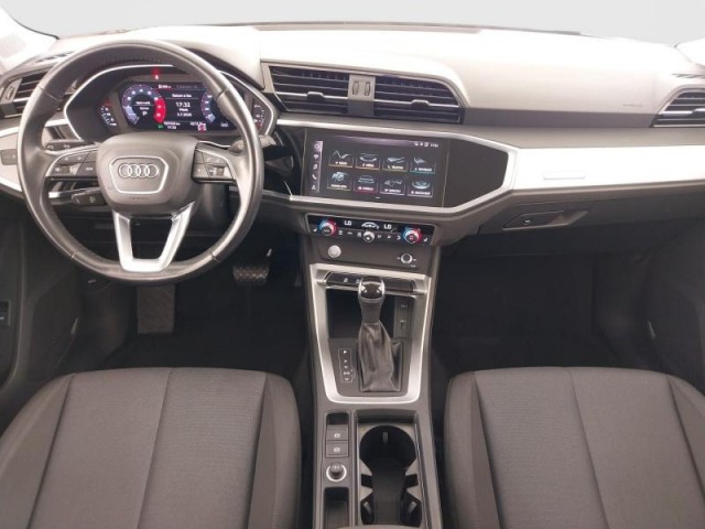 Audi Q3  35 TFSI basis