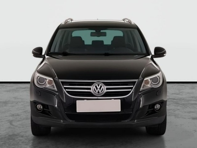 Volkswagen Tiguan  2.0 TSI 