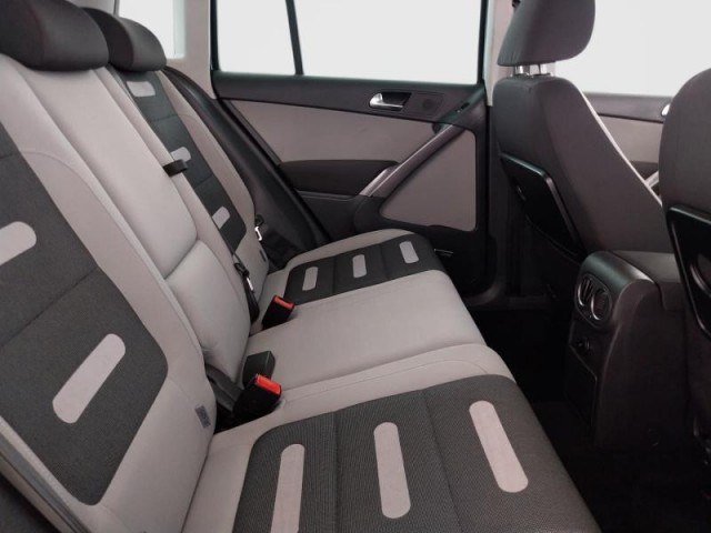 Volkswagen Tiguan  2.0 TSI 