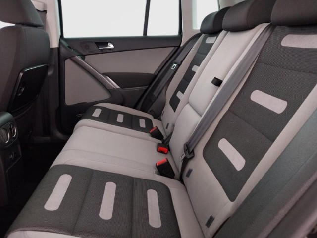 Volkswagen Tiguan  2.0 TSI 