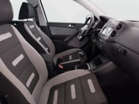 Volkswagen Tiguan  2.0 TSI 