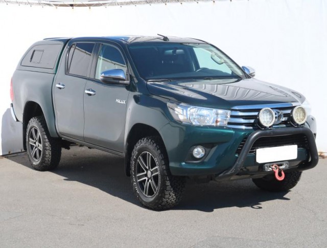 Toyota Hilux  2.4 D-4D 