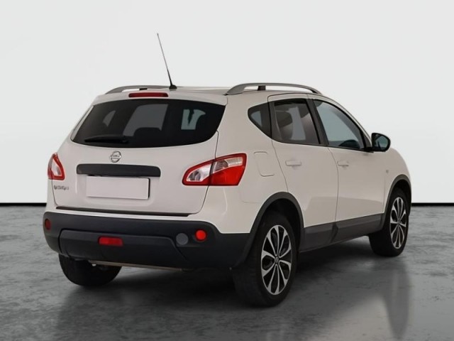 Nissan Qashqai  1.6 