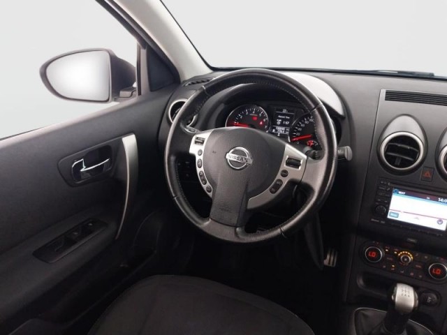 Nissan Qashqai  1.6 
