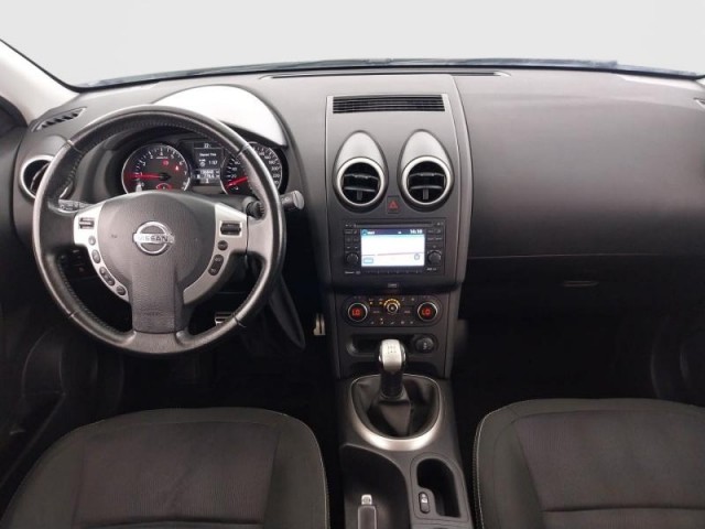 Nissan Qashqai  1.6 
