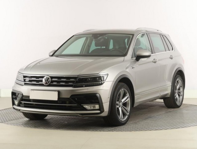 Volkswagen Tiguan  2.0 TSI R-Line