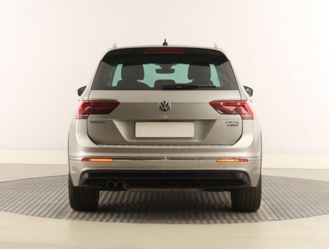 Volkswagen Tiguan  2.0 TSI R-Line
