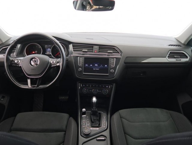 Volkswagen Tiguan  2.0 TSI R-Line