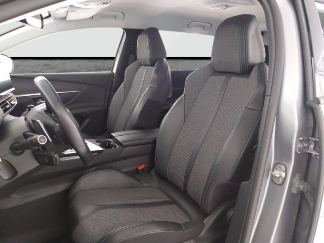 Peugeot 5008  PureTech 130 