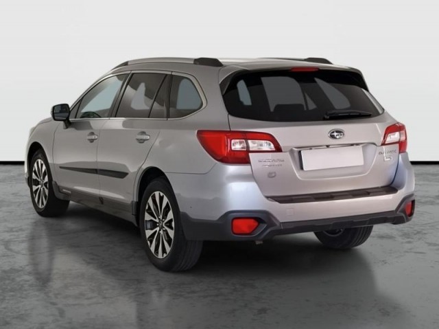 Subaru Outback  2.0 D Executive