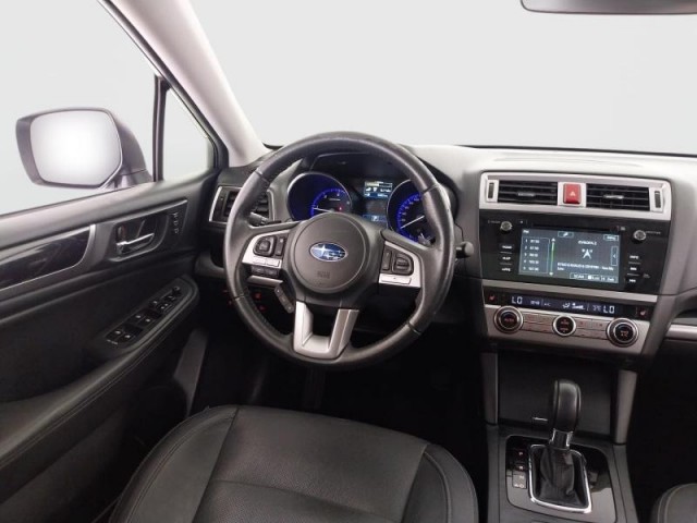Subaru Outback  2.0 D Executive
