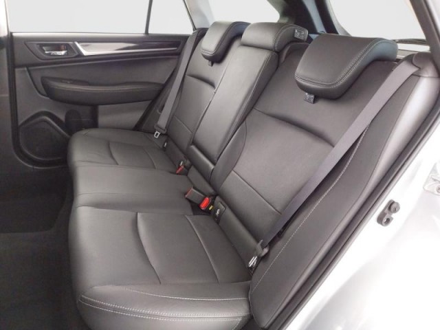 Subaru Outback  2.0 D Executive
