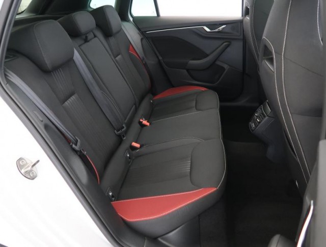 Škoda Kamiq  1.5 TSI Monte Carlo