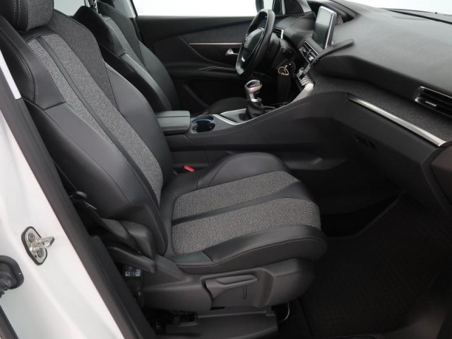 Peugeot 5008  PureTech 130 Allure