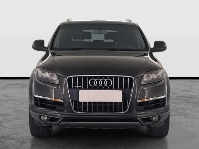 Audi Q7  3.0 TDI 