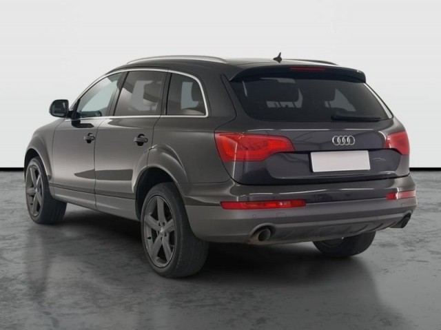Audi Q7  3.0 TDI 