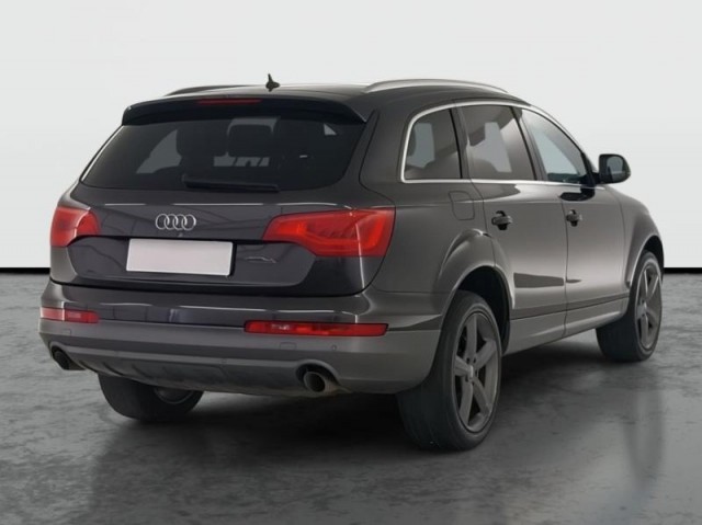 Audi Q7  3.0 TDI 