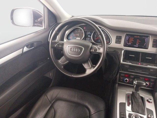 Audi Q7  3.0 TDI 
