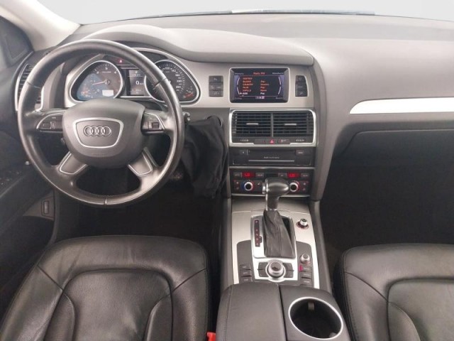 Audi Q7  3.0 TDI 