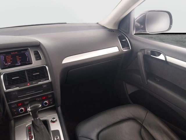 Audi Q7  3.0 TDI 